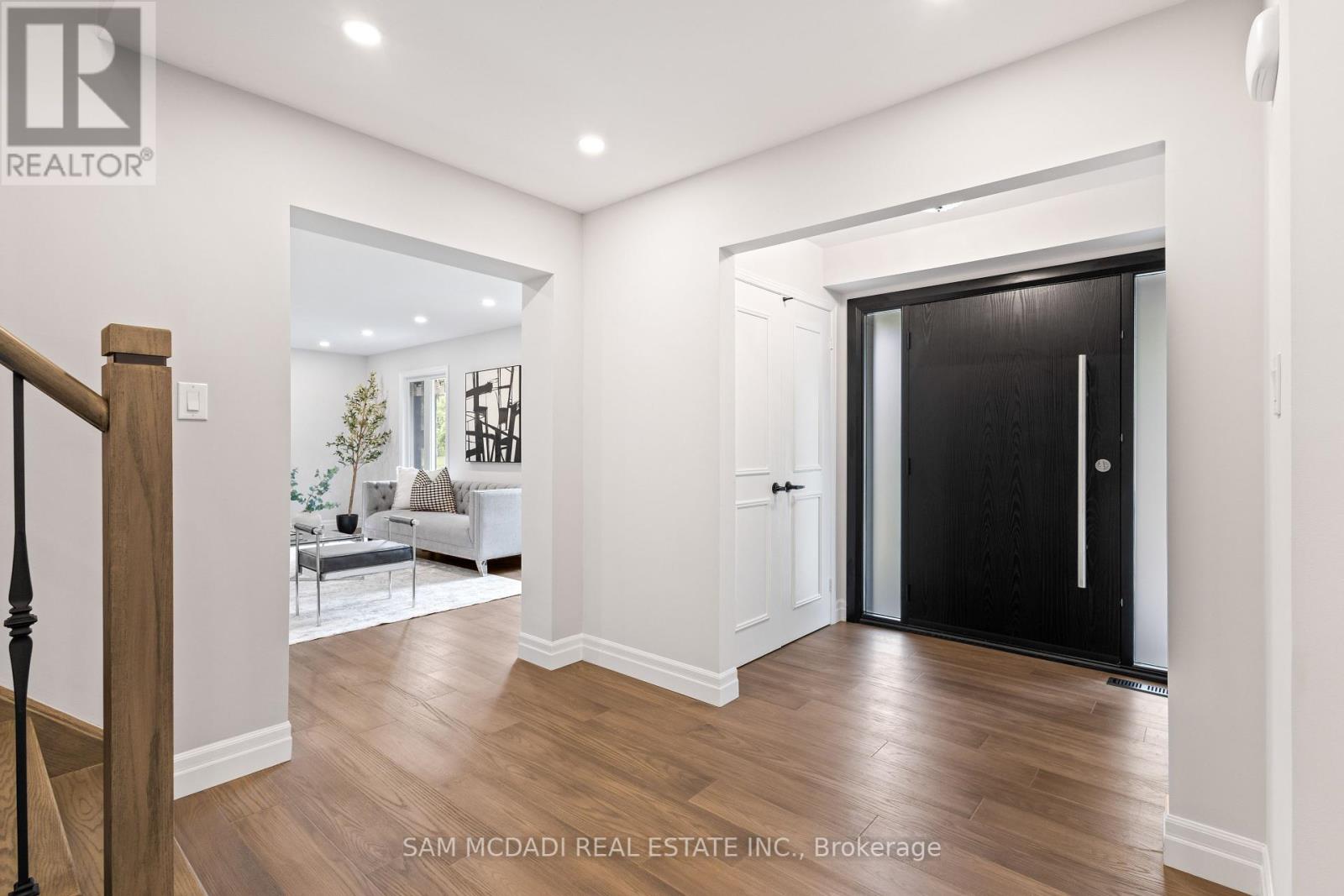 2535 ROBIN DRIVE