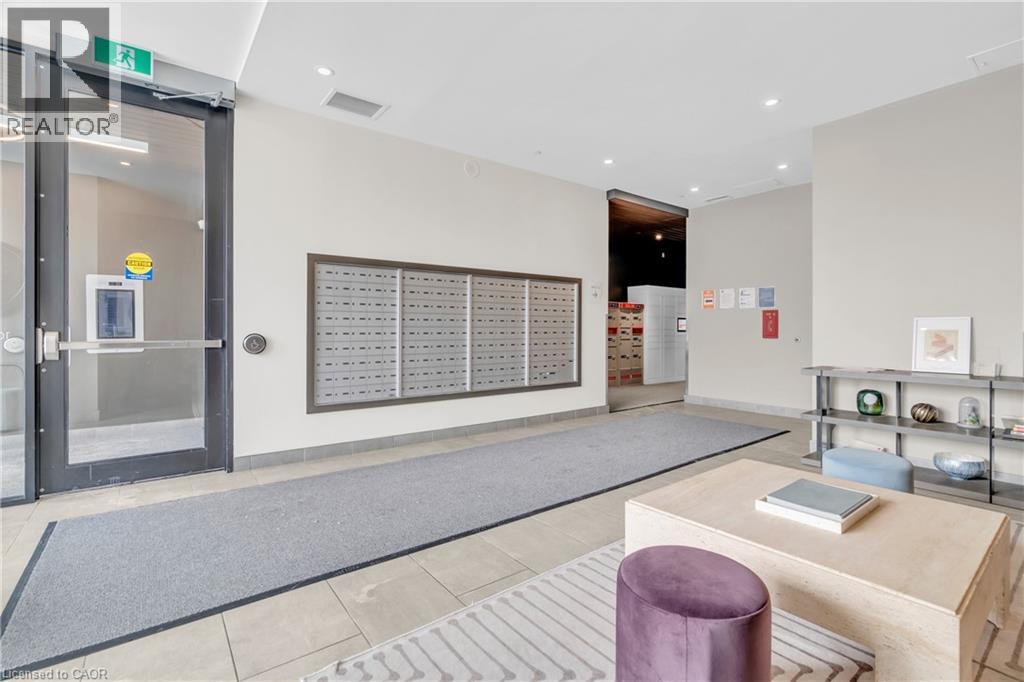 100 GARMENT Street Unit# 216