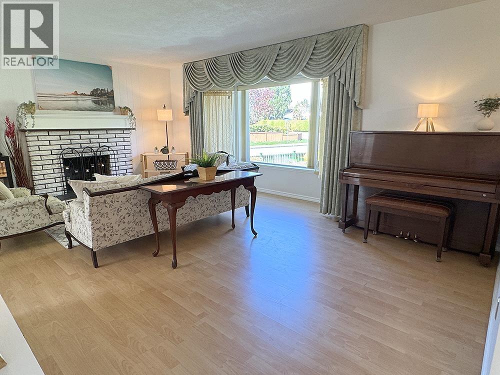 10844 SPRINGMONT GATE