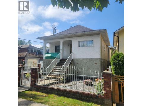 4873 JAMES STREET Vancouver BC V5V3J5