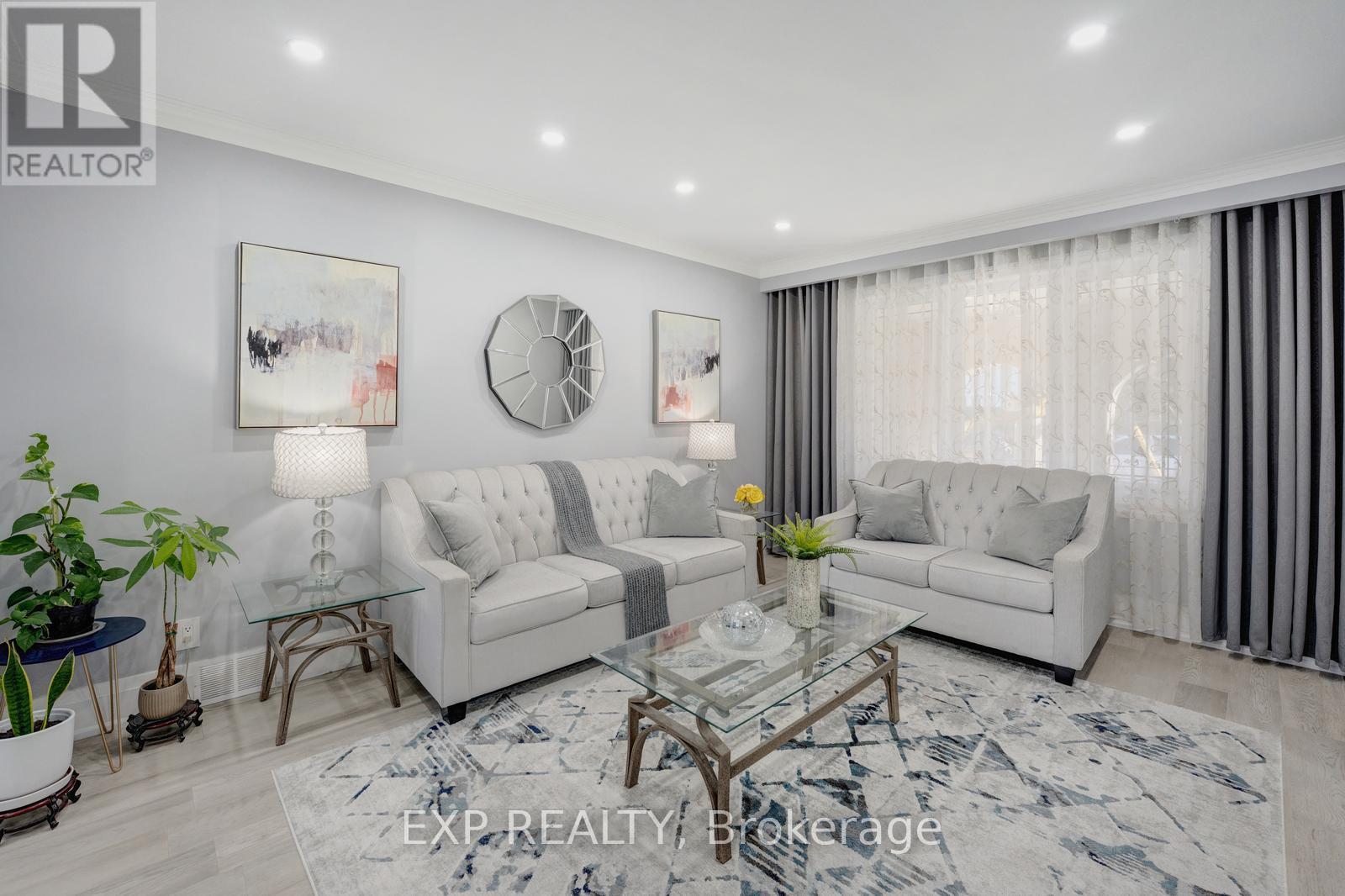 90A BICKNELL AVENUE