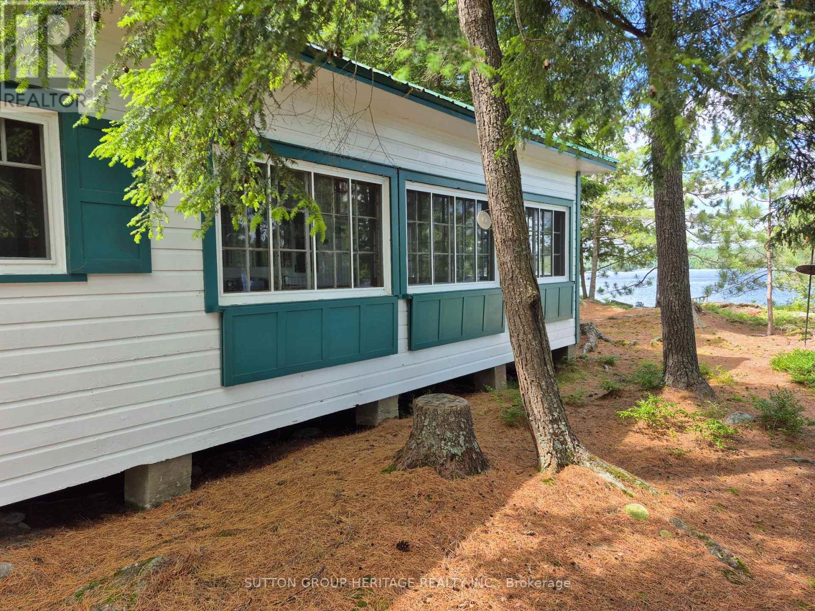 909 ASHBY LAKE WA ROAD