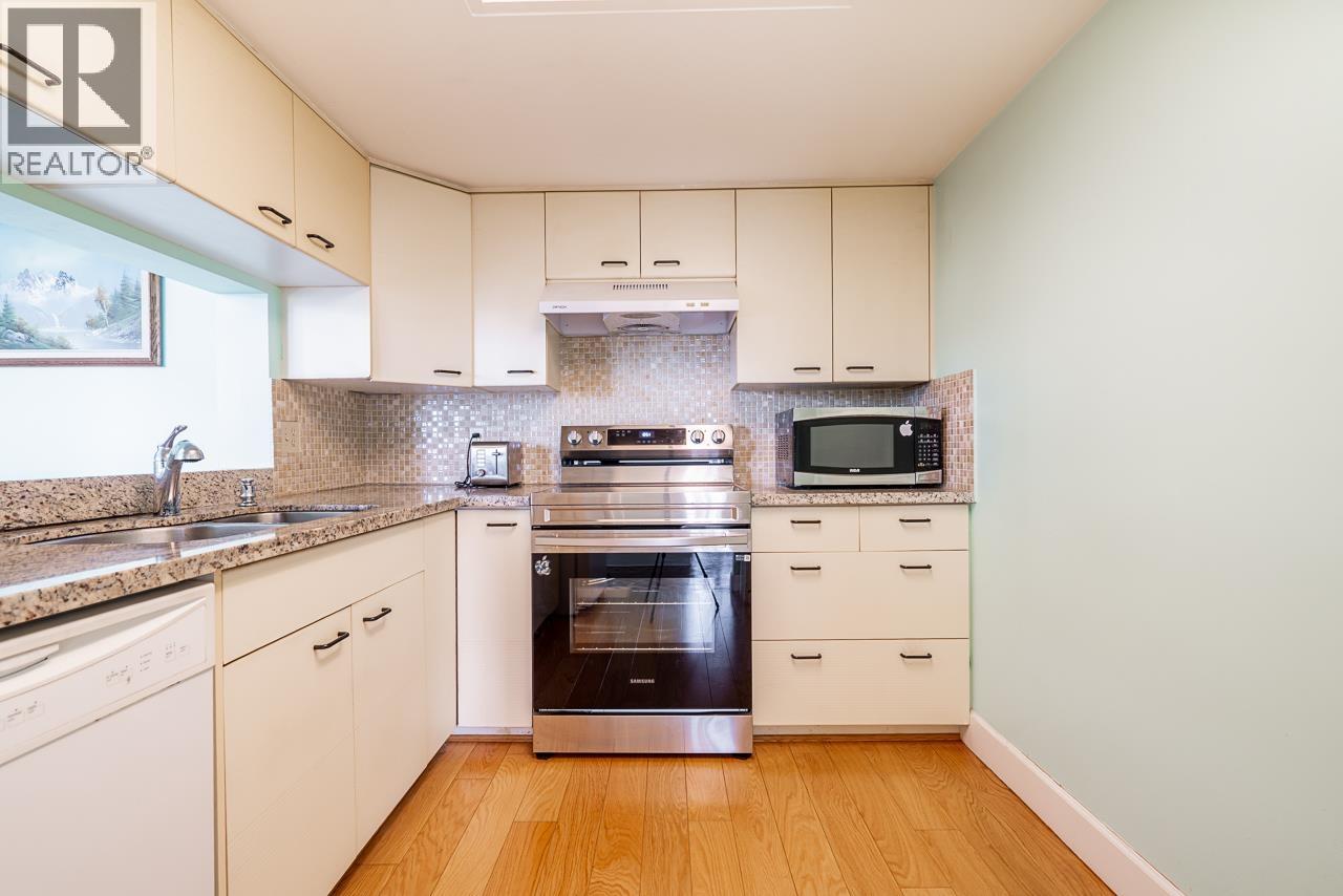 303 121 TENTH STREET