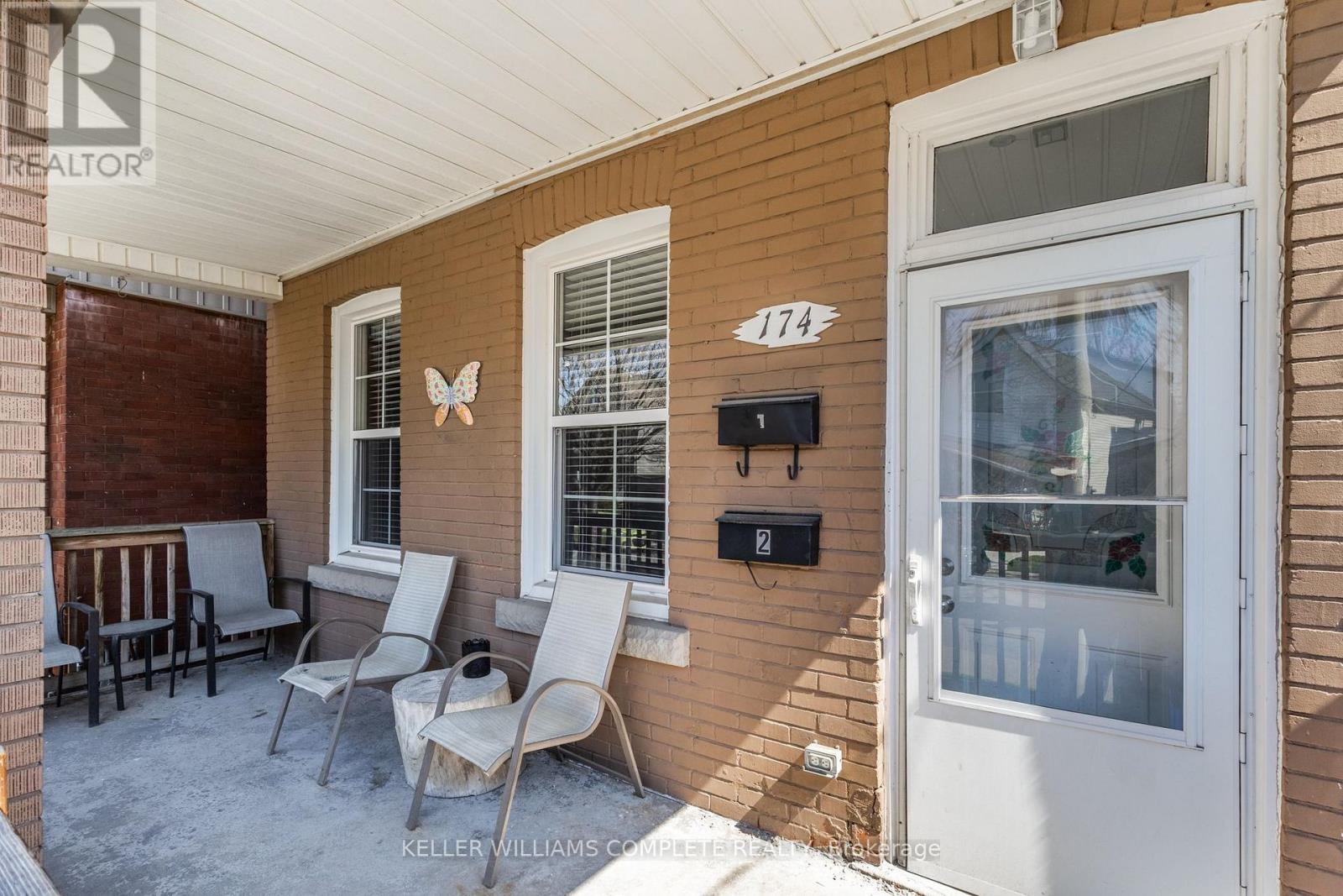 174 ROSSLYN AVENUE N