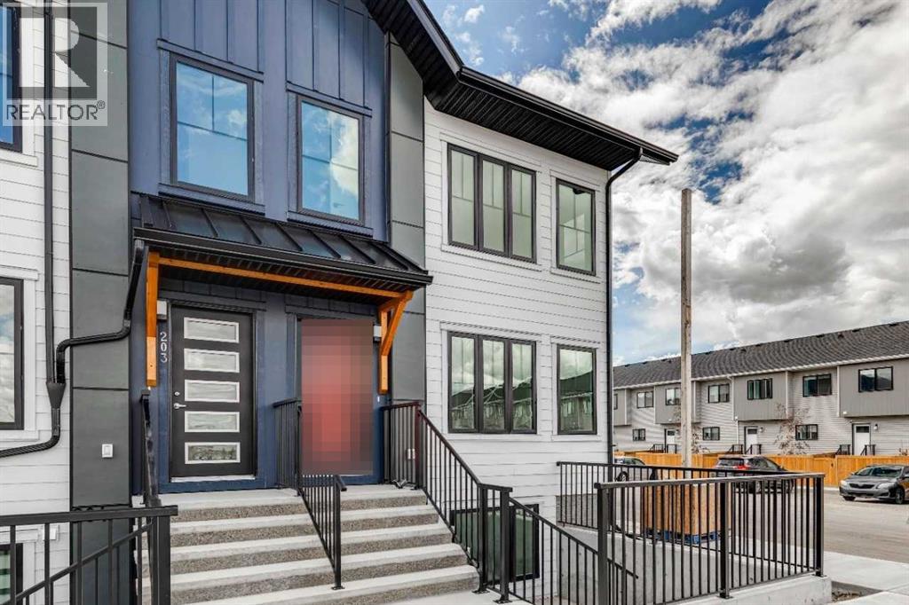 202, 40 Livingston Parade NE
