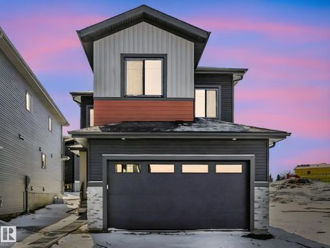 239 Kinglet BV NW NW Edmonton AB T5S0S6