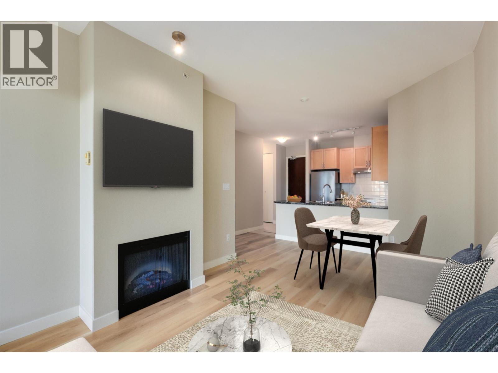 1004 6823 STATION HILL DRIVE