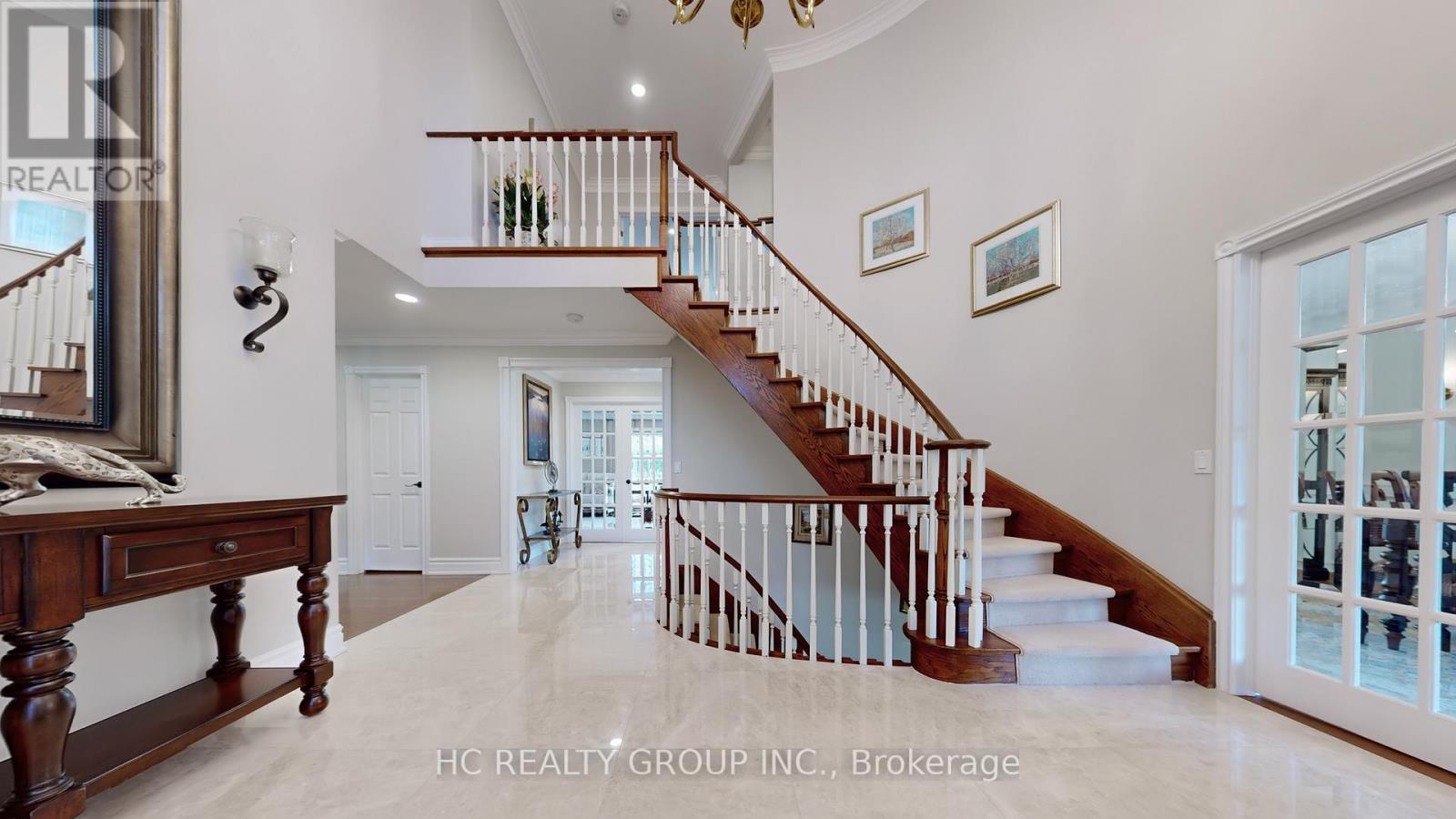 2 GLENRIDGE DRIVE