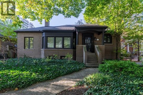 2165 LAKESHORE Road Burlington ON L7R1A5