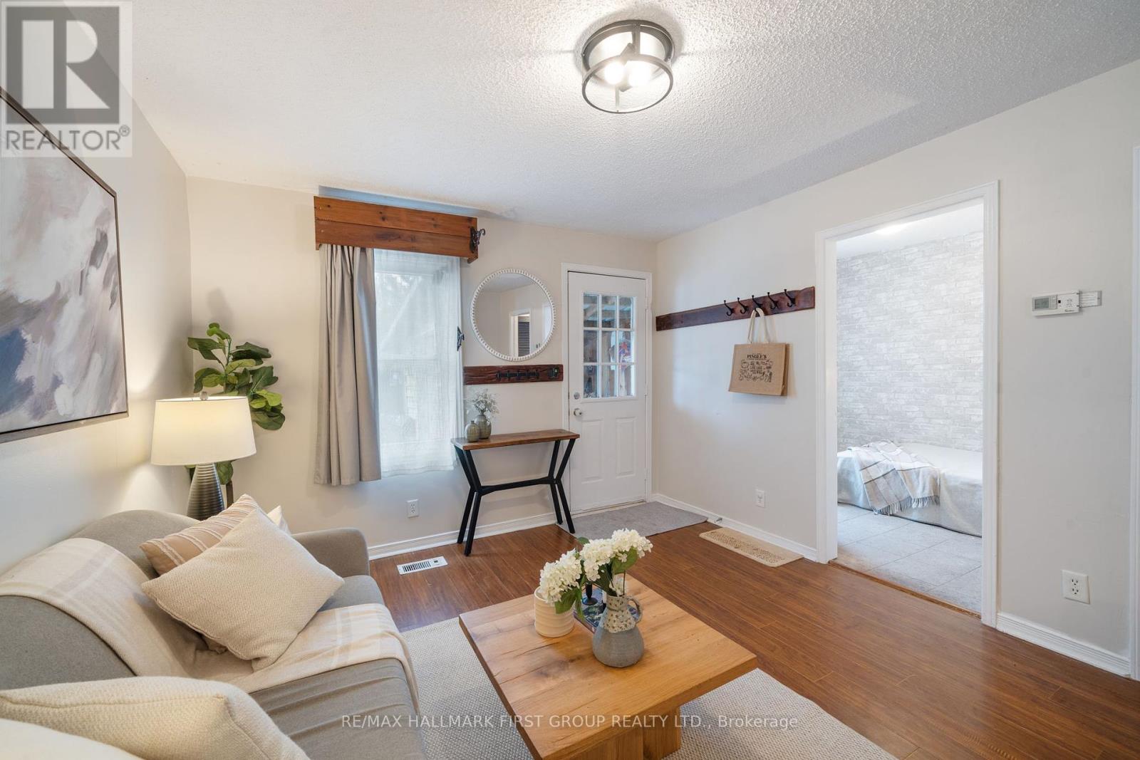 283 PARK ROAD S