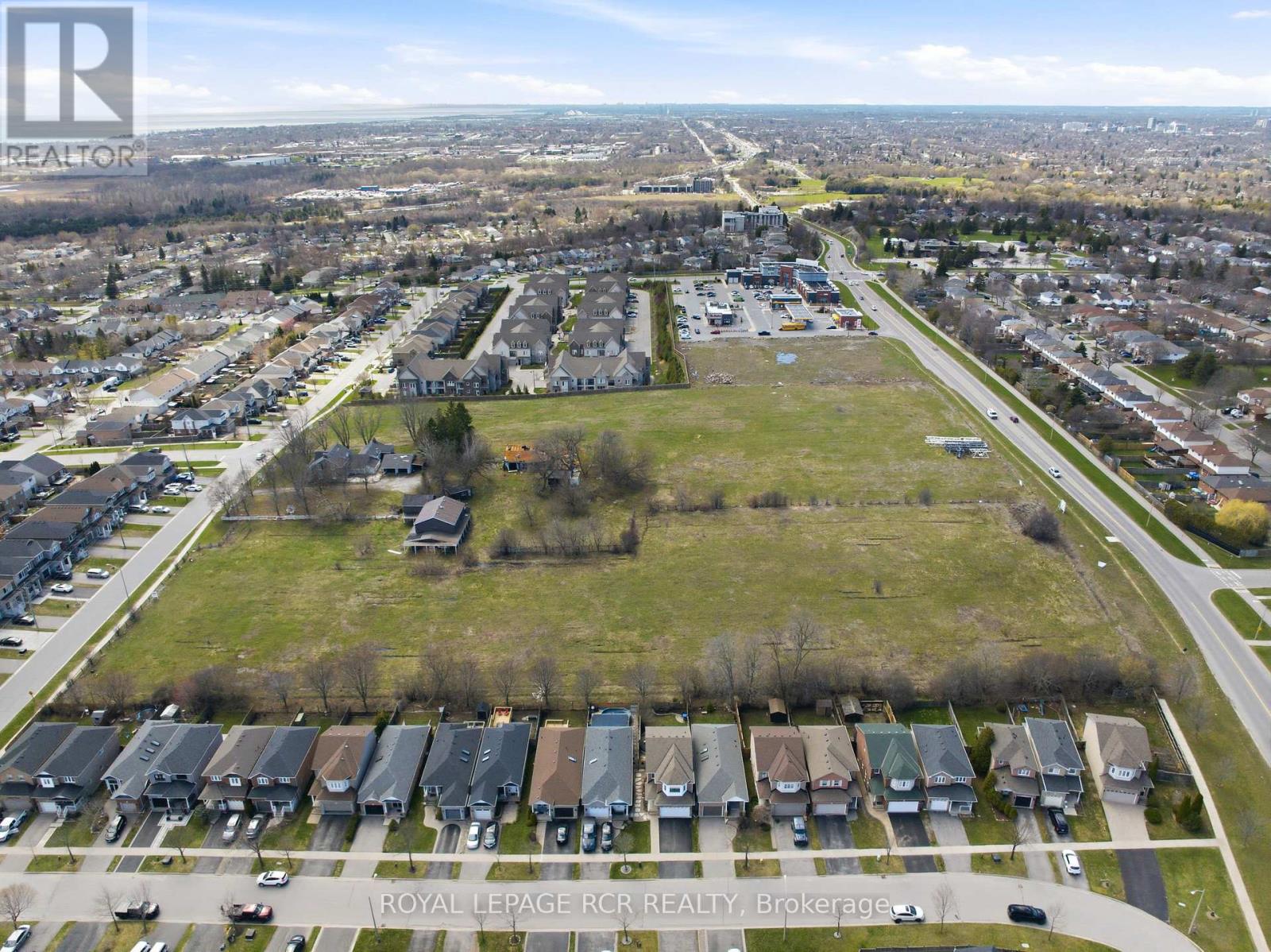 1440 GORD VINSON AVENUE