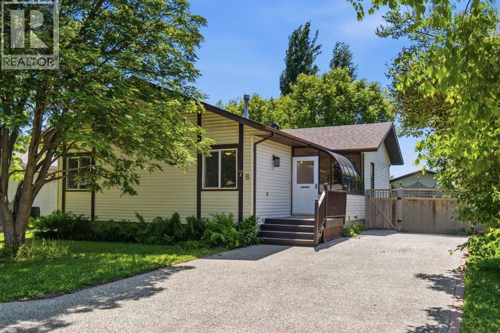 Photo 1 of 31 — 78 Harolds Hollow, Whitecourt, AB T7S1C4