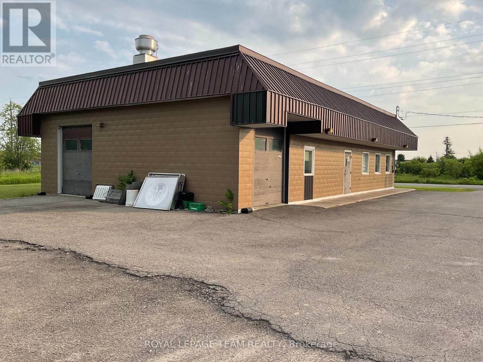 25 INDUSTRIAL DRIVE N
