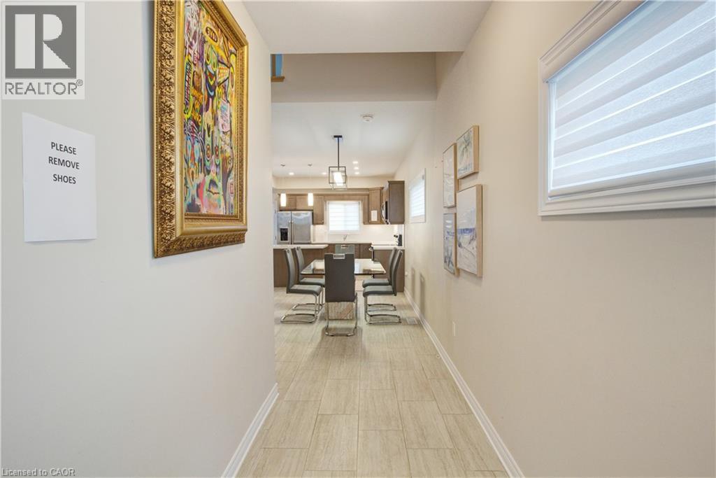 7387 SHERRILEE Crescent