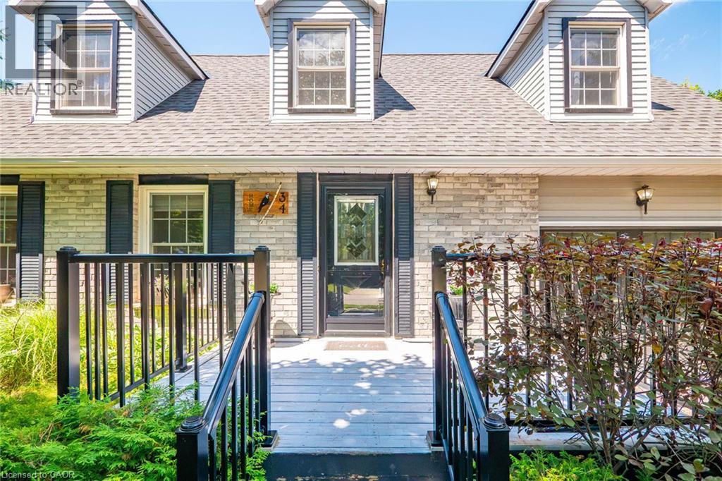 34 PEACHTREE Crescent