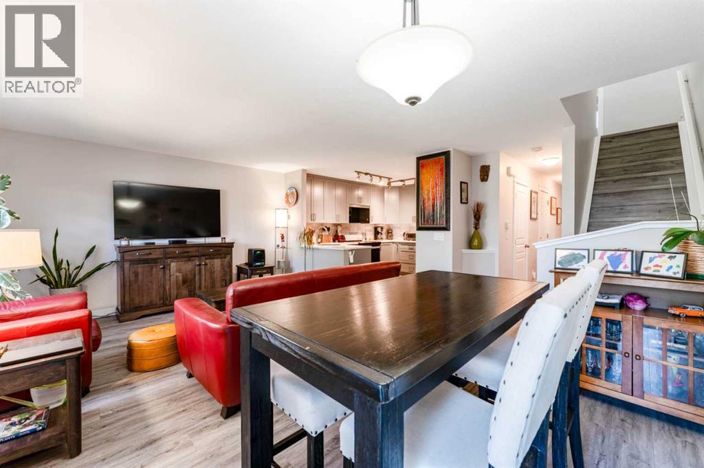 222 Bayside Point SW