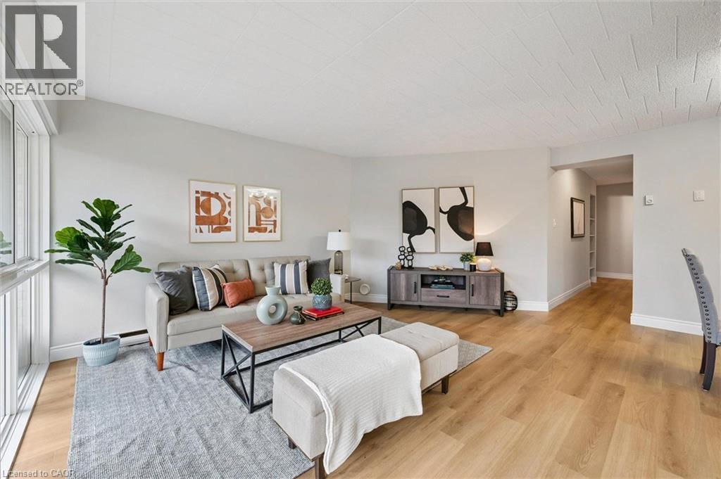 105 CONROY Crescent Unit# 102