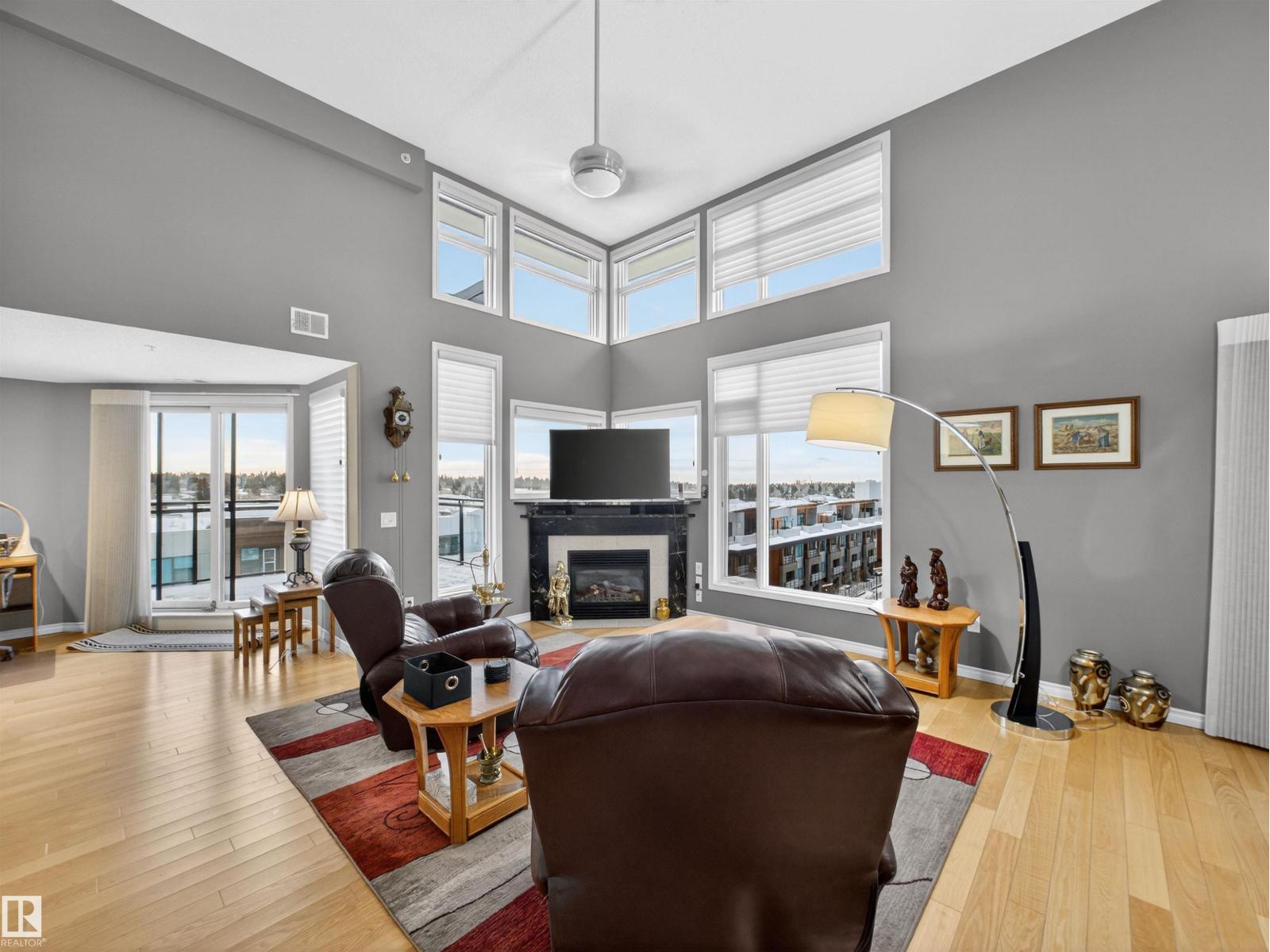 #603 141 FESTIVAL WY