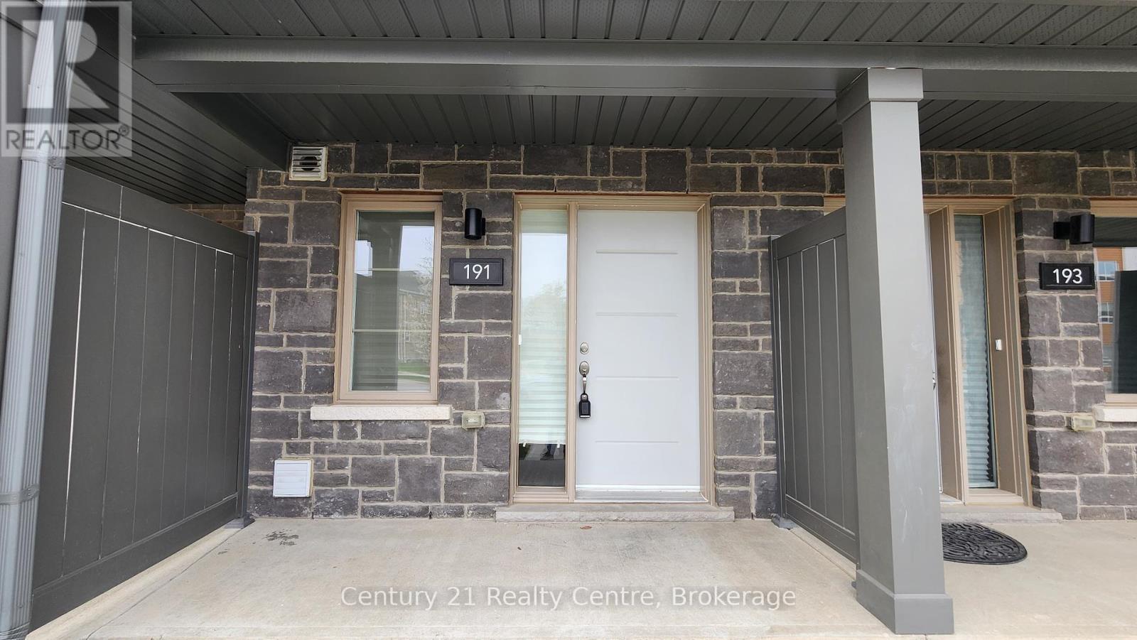 191 WEST OAK TRAIL