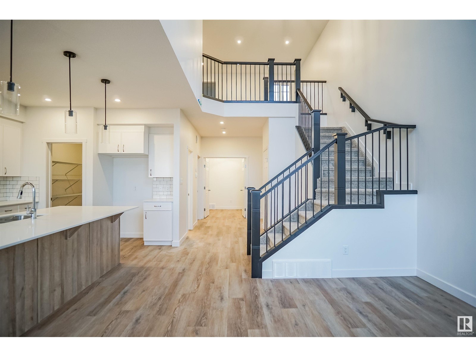 195 Caledon