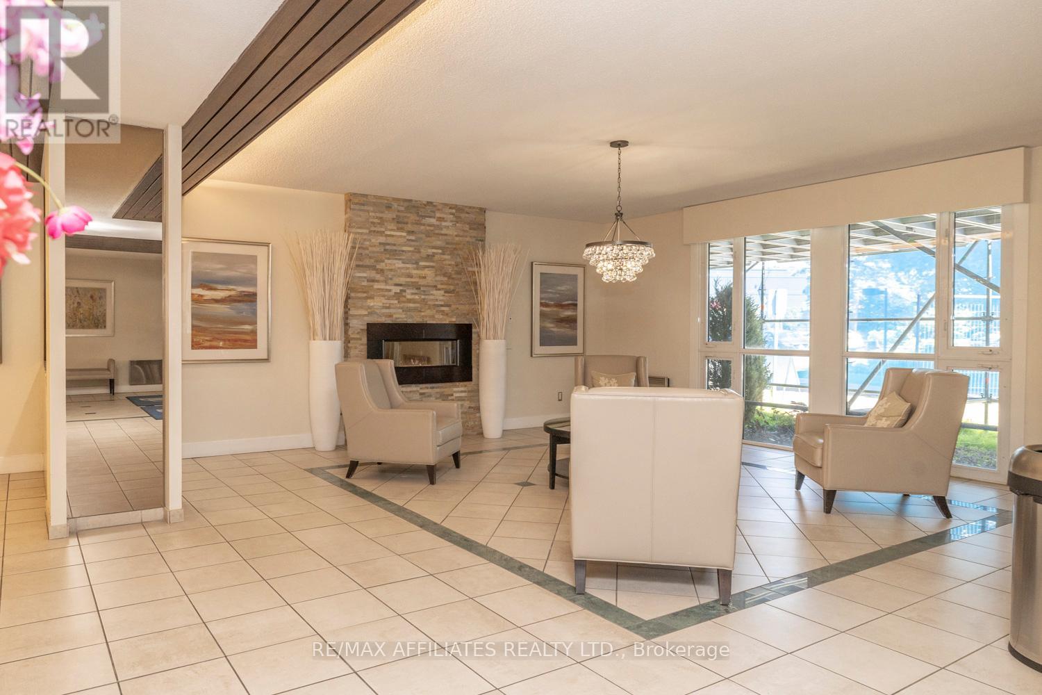 2305 - 1025 RICHMOND ROAD