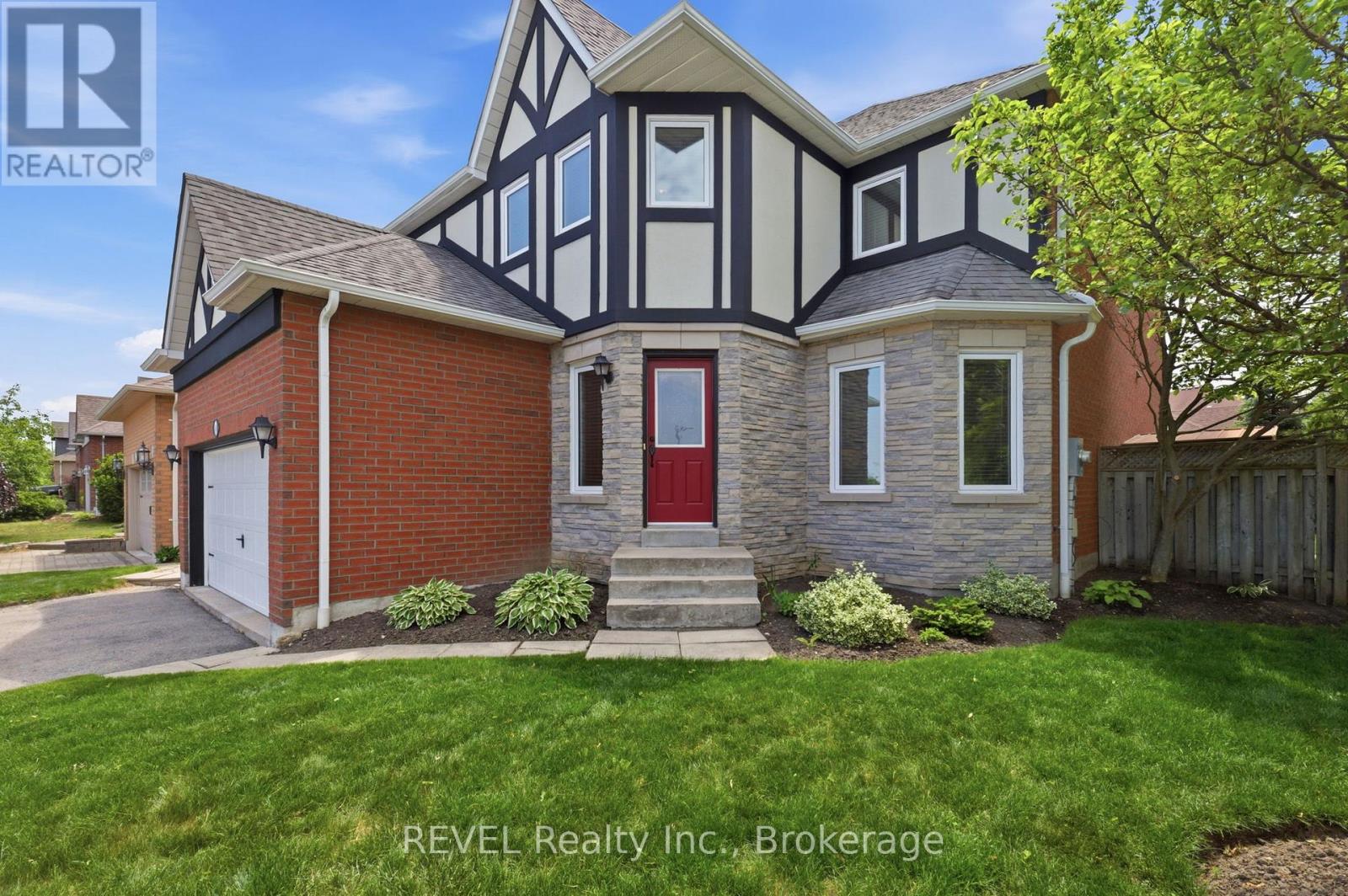 150 FALLINGBROOK STREET