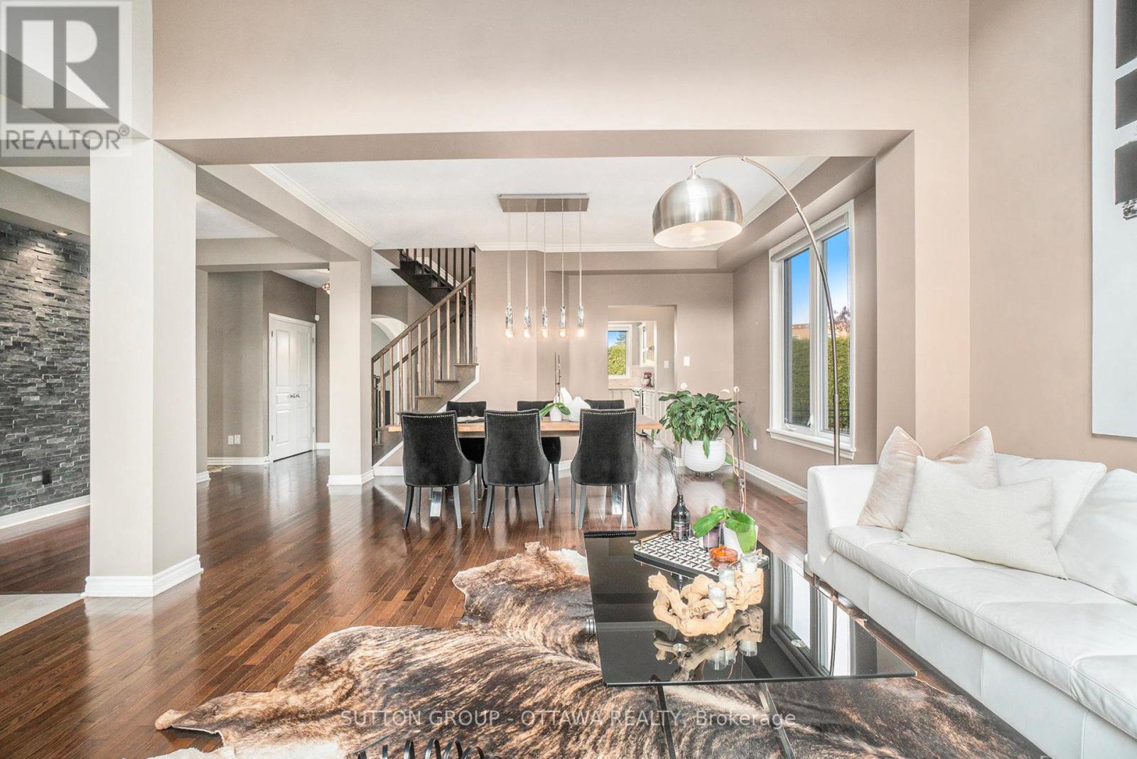 1969 PLAINHILL DRIVE