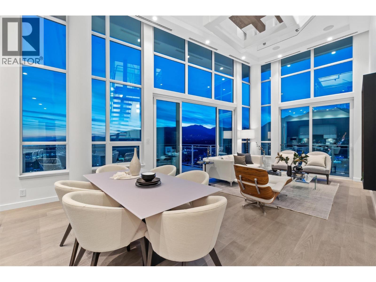 2403 125 E 14TH STREET