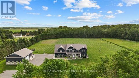 2440 EMMETT ROAD Ottawa ON K4C1S1