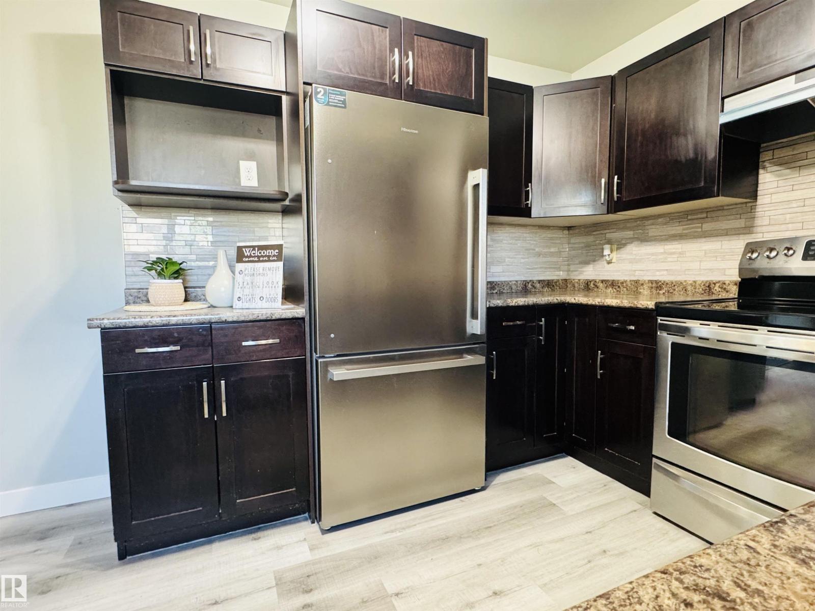 1691 Lakewood Road South NW NW