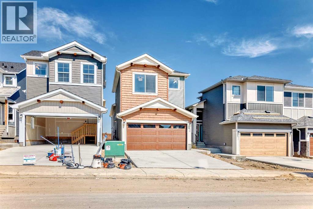 66 Homestead Common NE