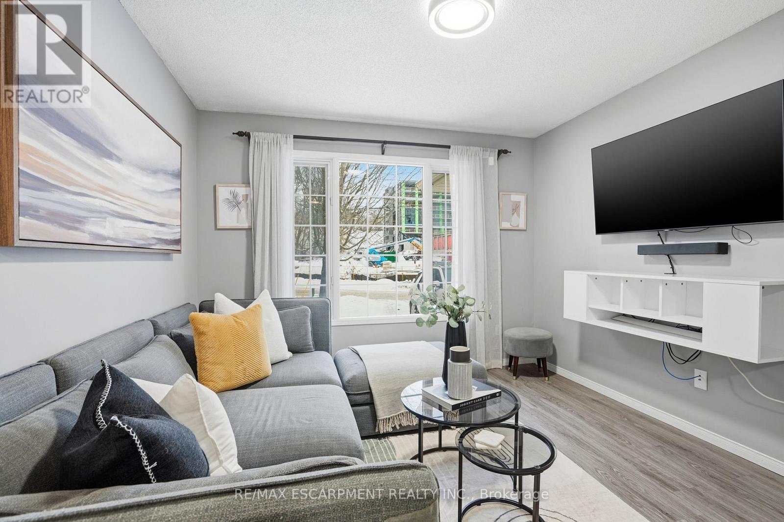 31 GALILEO BOULEVARD