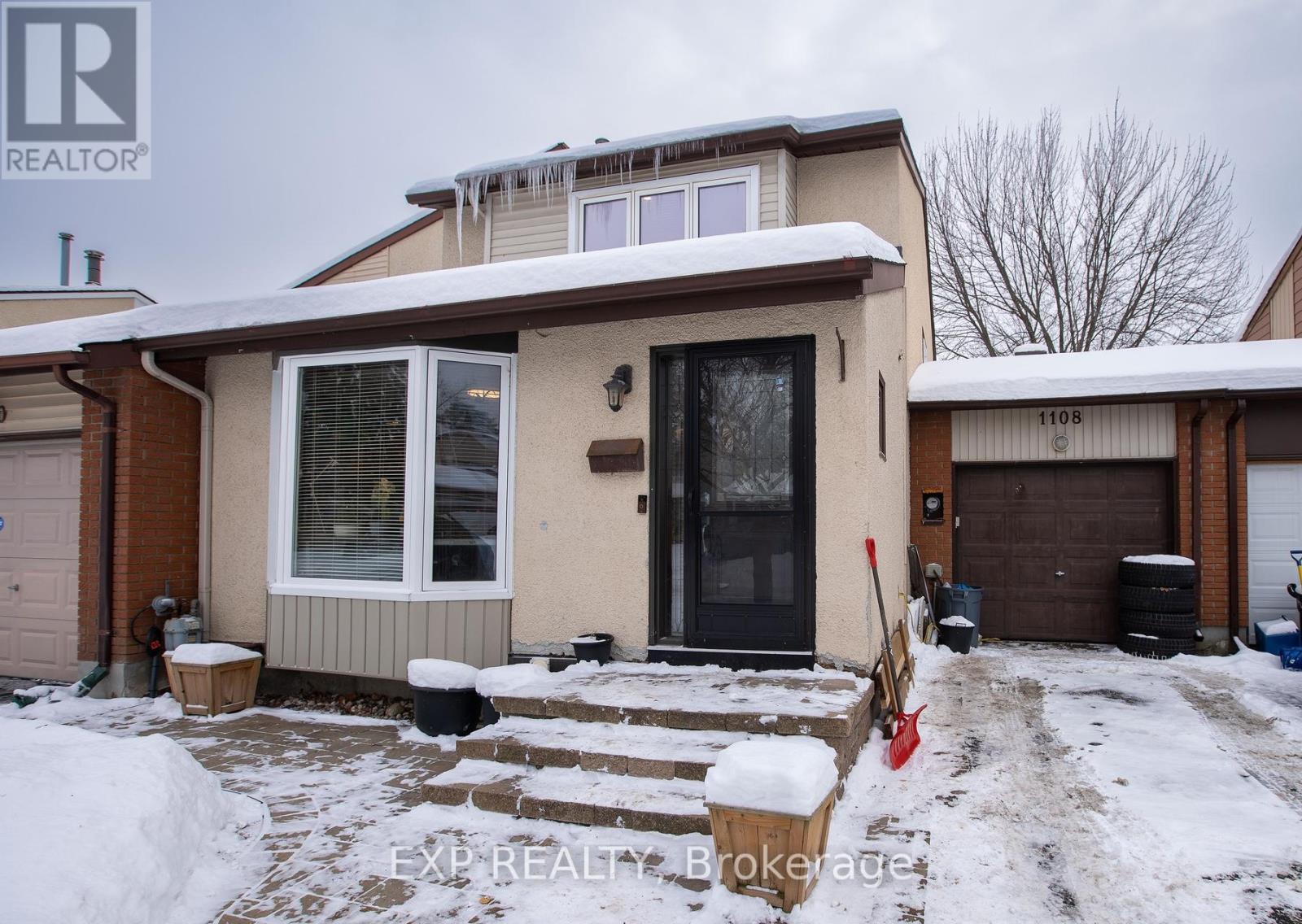 Photo 1 of 22 — 1108 GRENOBLE CRESCENT, Ottawa, ON K1C2C6