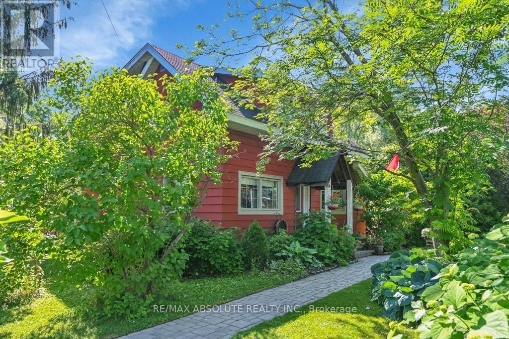 979 HILLMILLAR STREET
