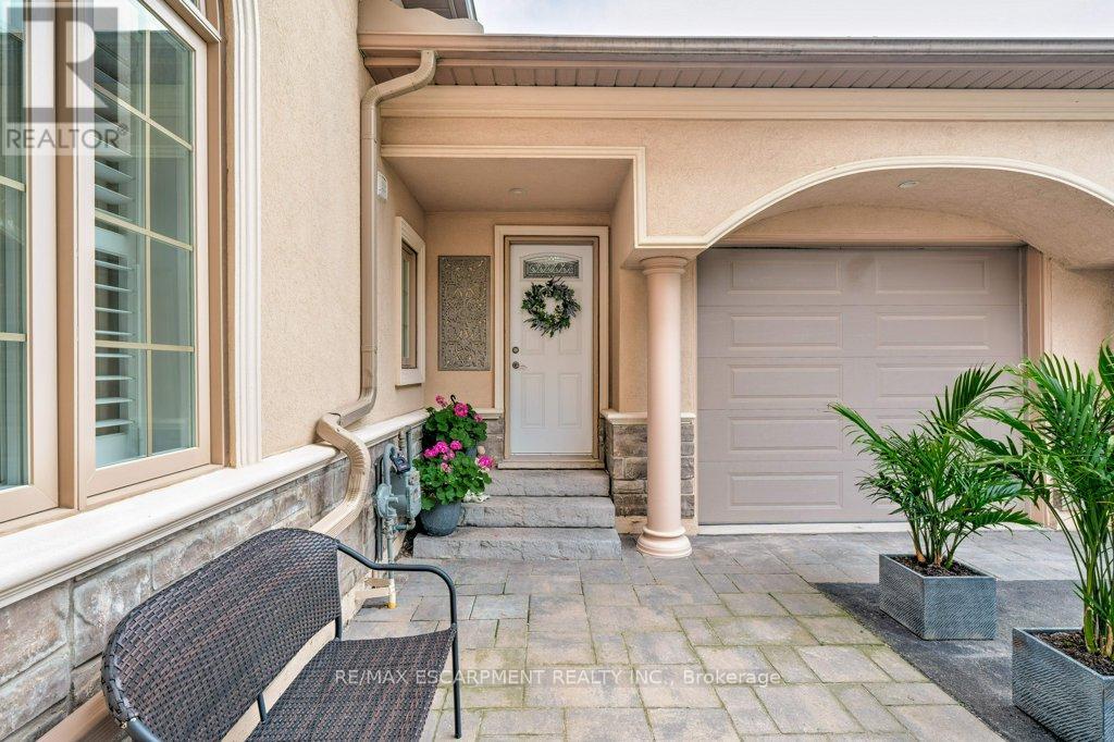 2462 NO 2 SIDE ROAD N