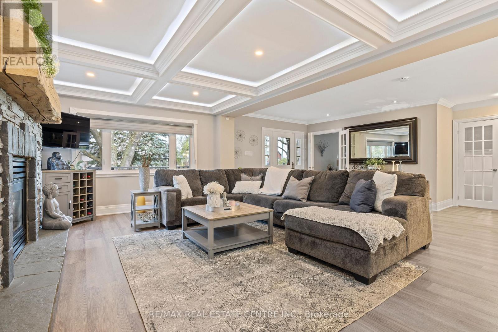 14 BUENA VISTA DRIVE