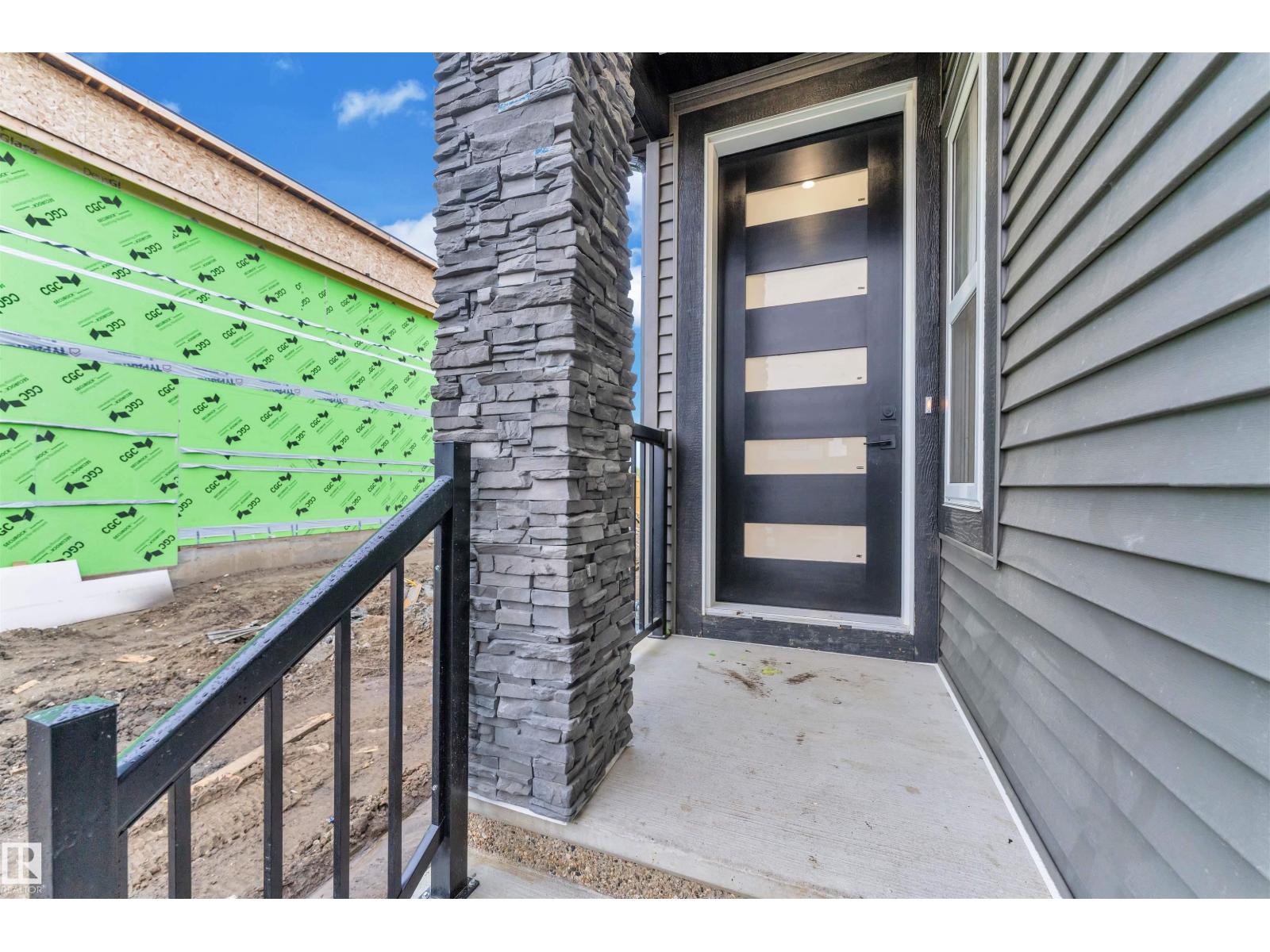 119 28 ST SW