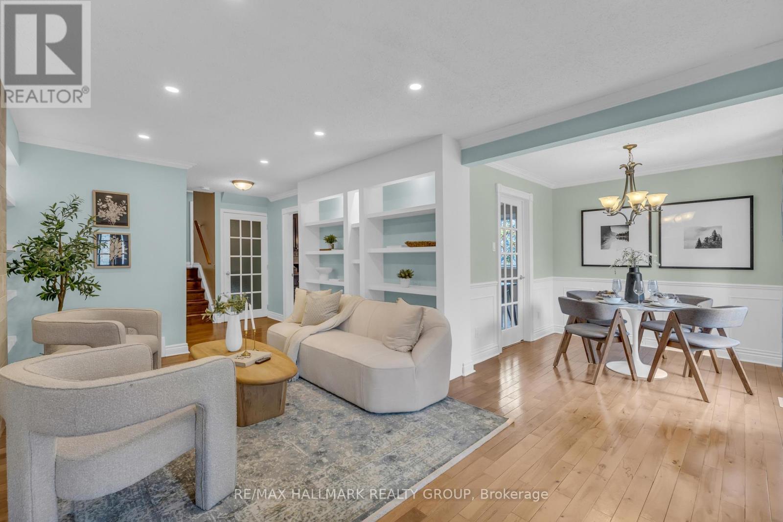 8 SCHARF LANE