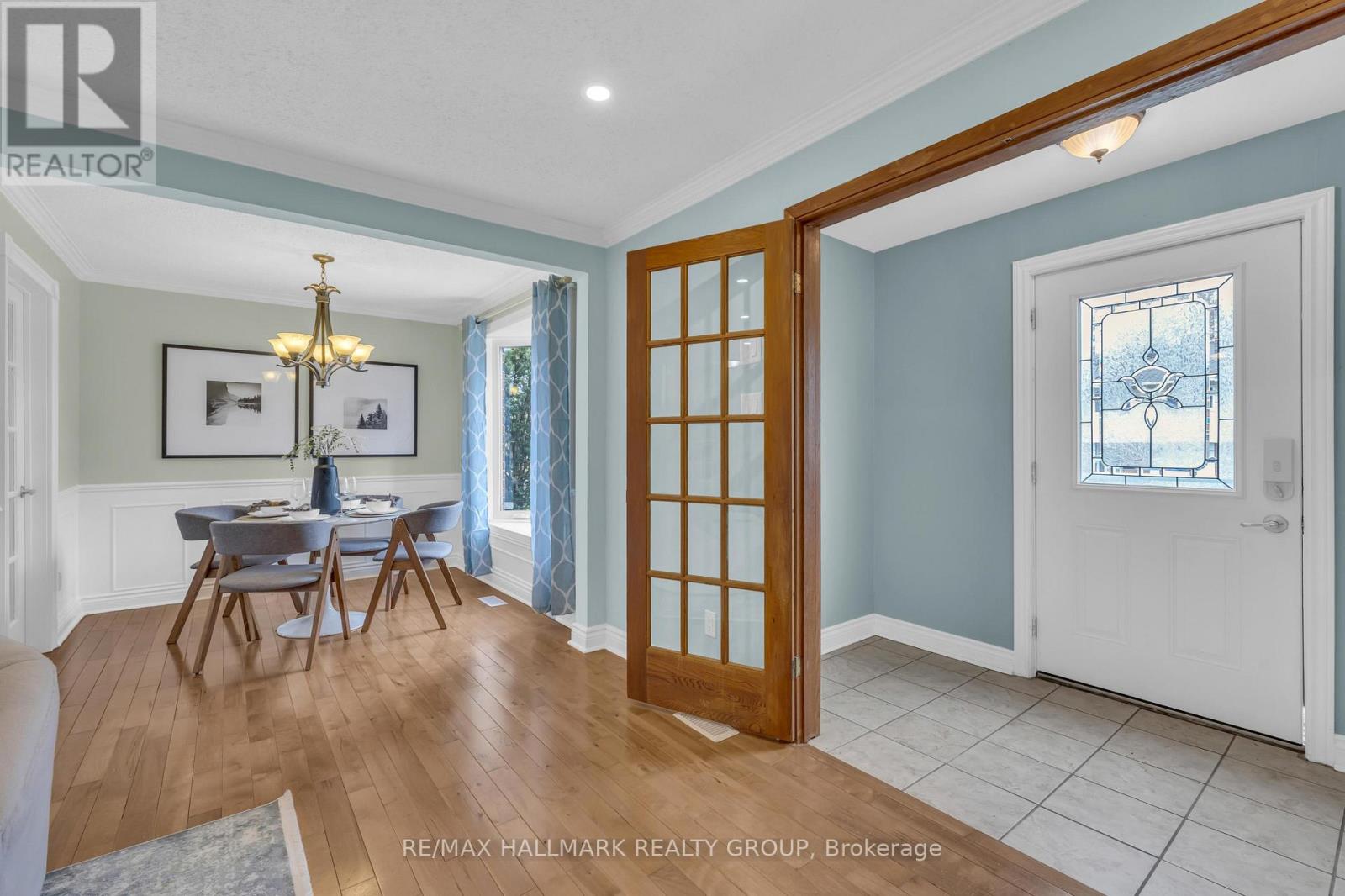 8 SCHARF LANE
