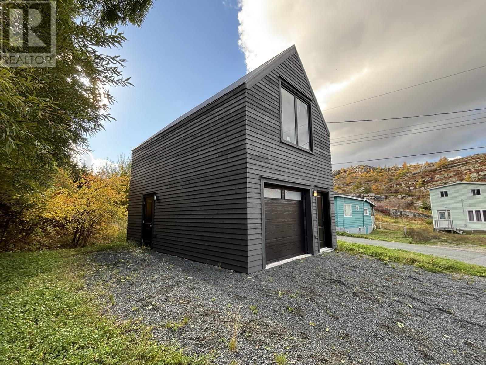 15-19 John Noels Hill