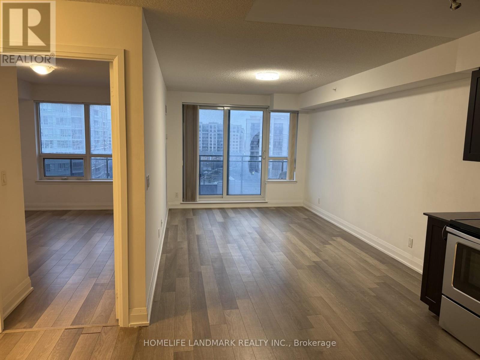 803 - 372 HIGHWAY 7 EAST ROAD