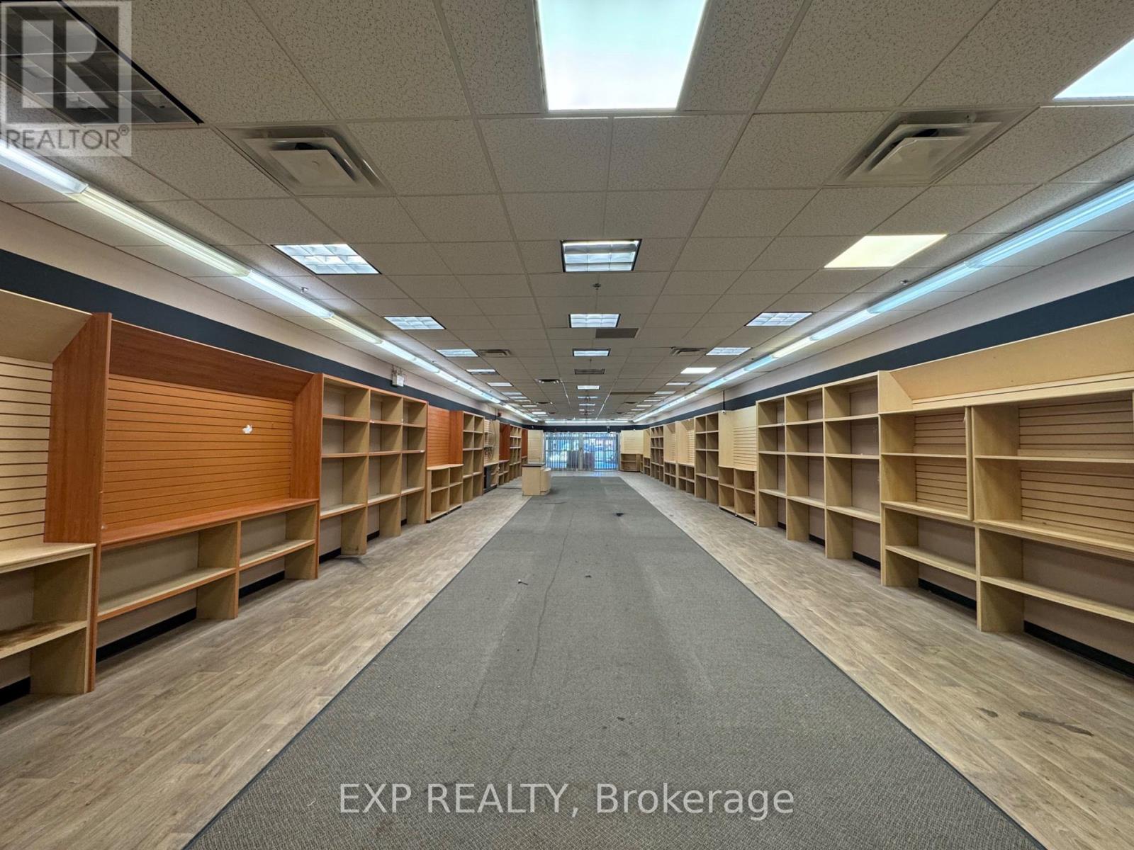 2 - 301 OXFORD STREET W