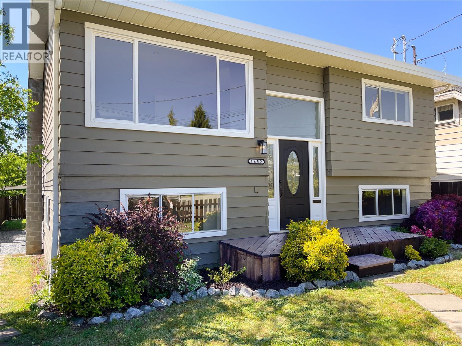4852 David St