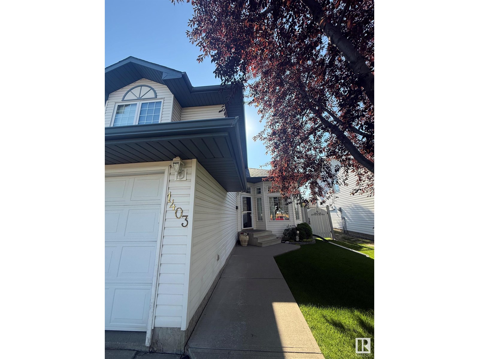 1403 JEFFERYS CR NW