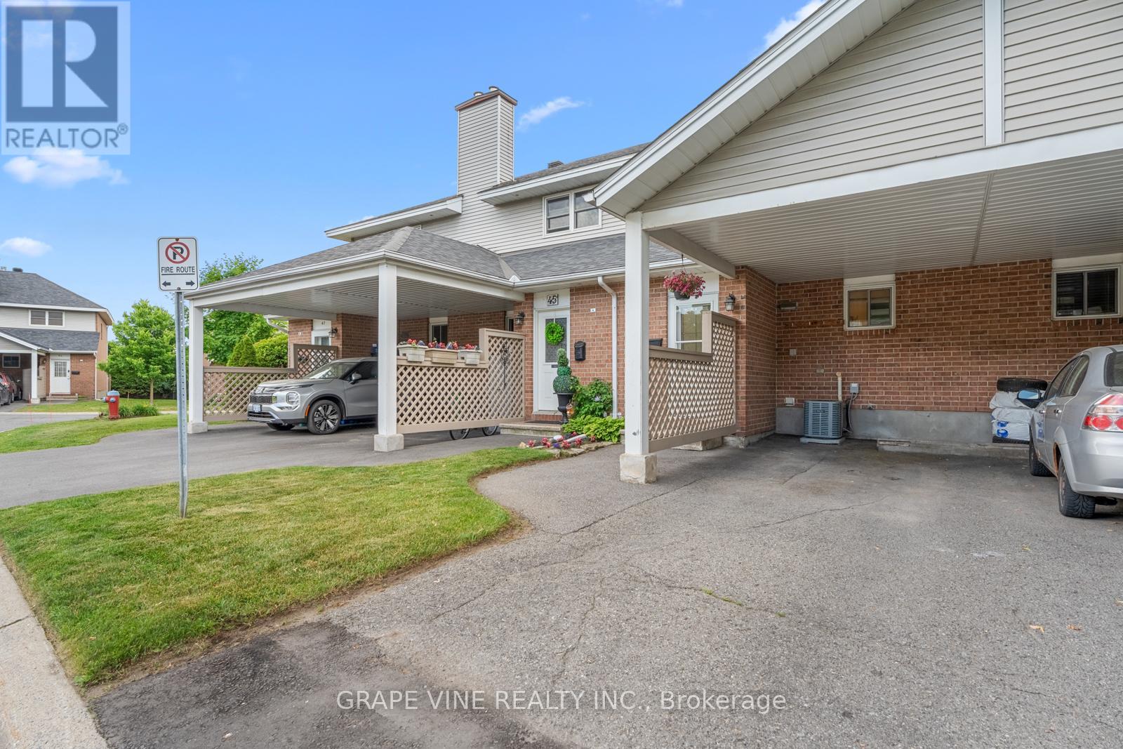 43 BENTBROOK CRESCENT