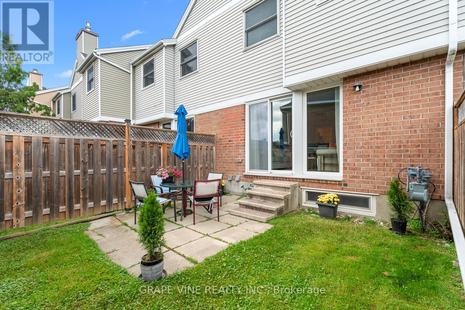 43 BENTBROOK CRESCENT