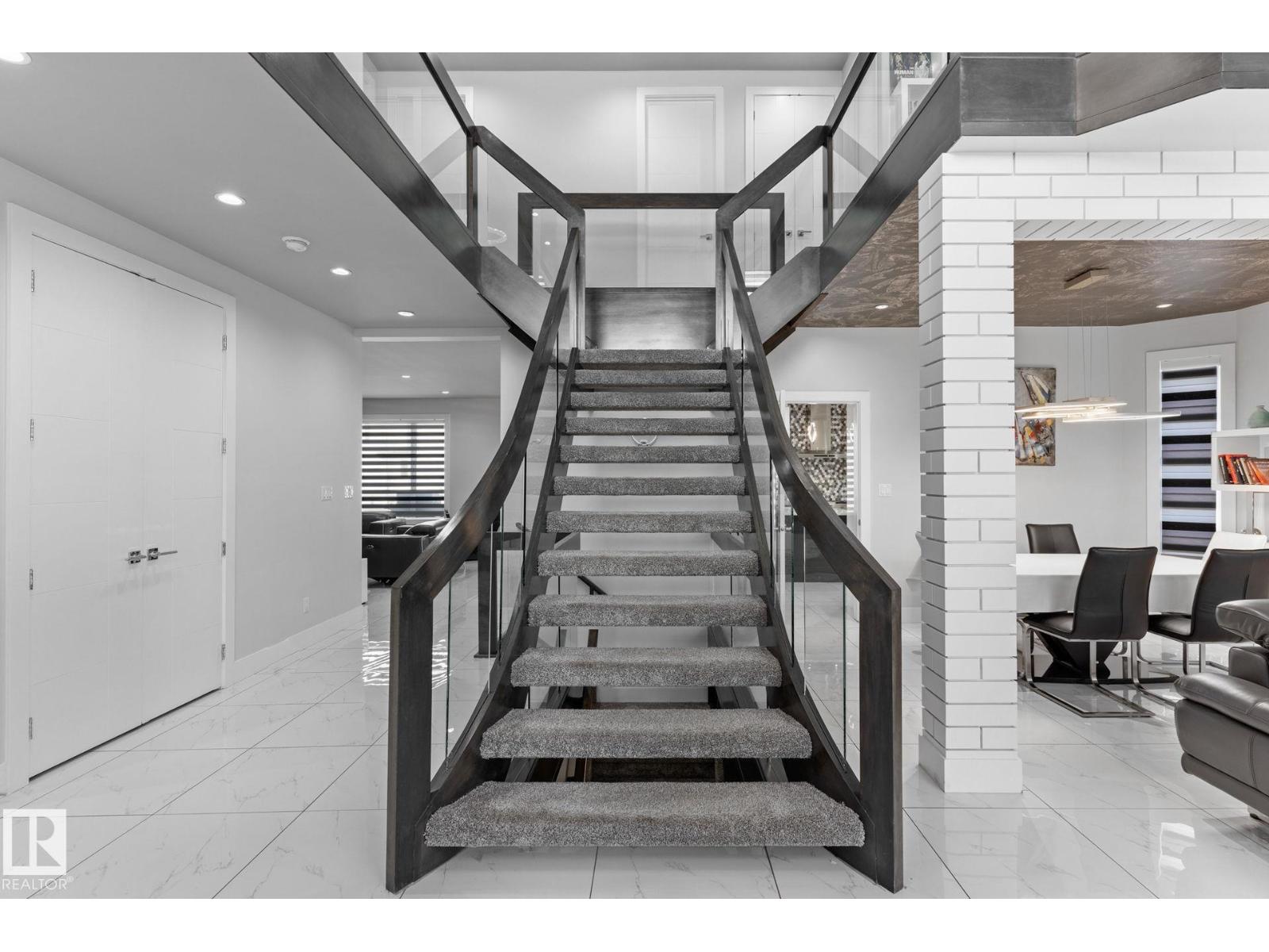916 166 AV NE