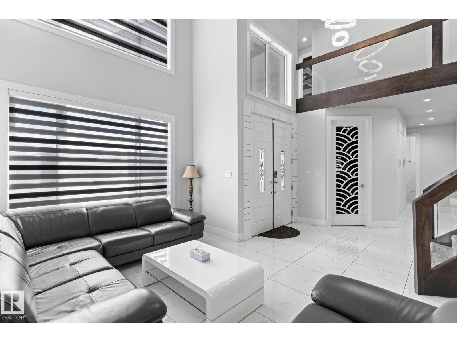 916 166 AV NE