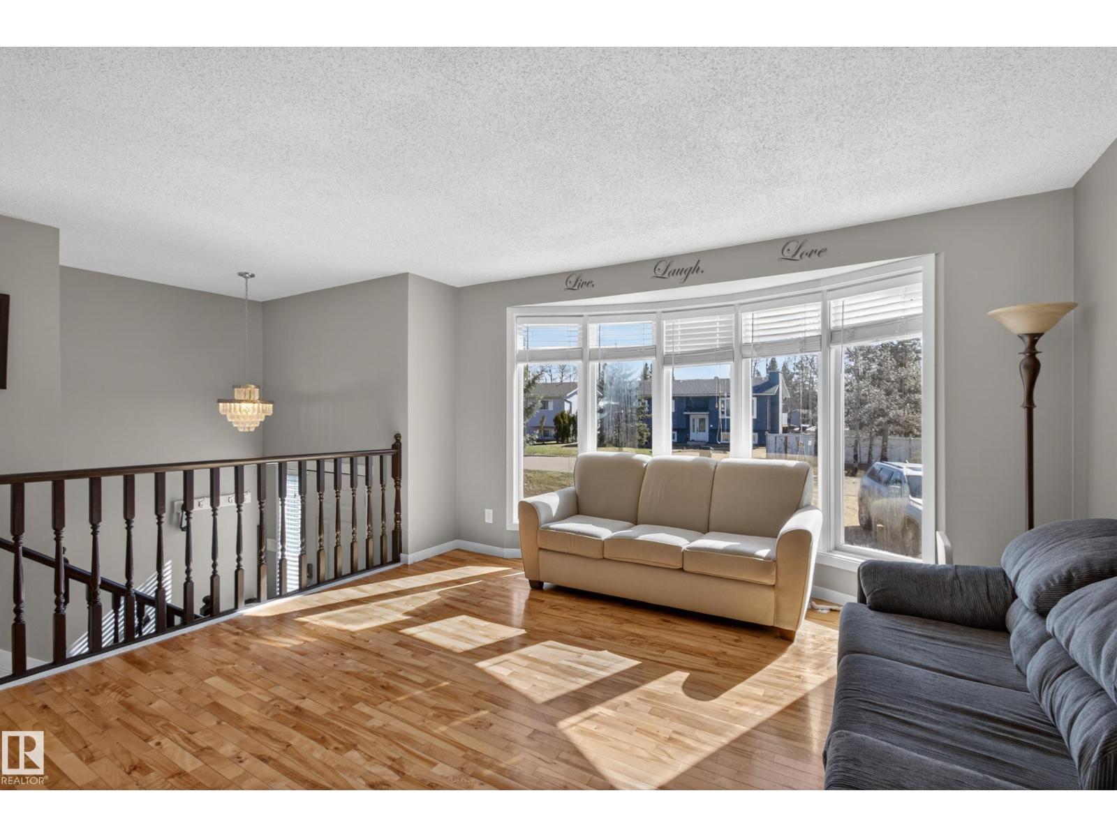 #37 51551 RGE ROAD 212A