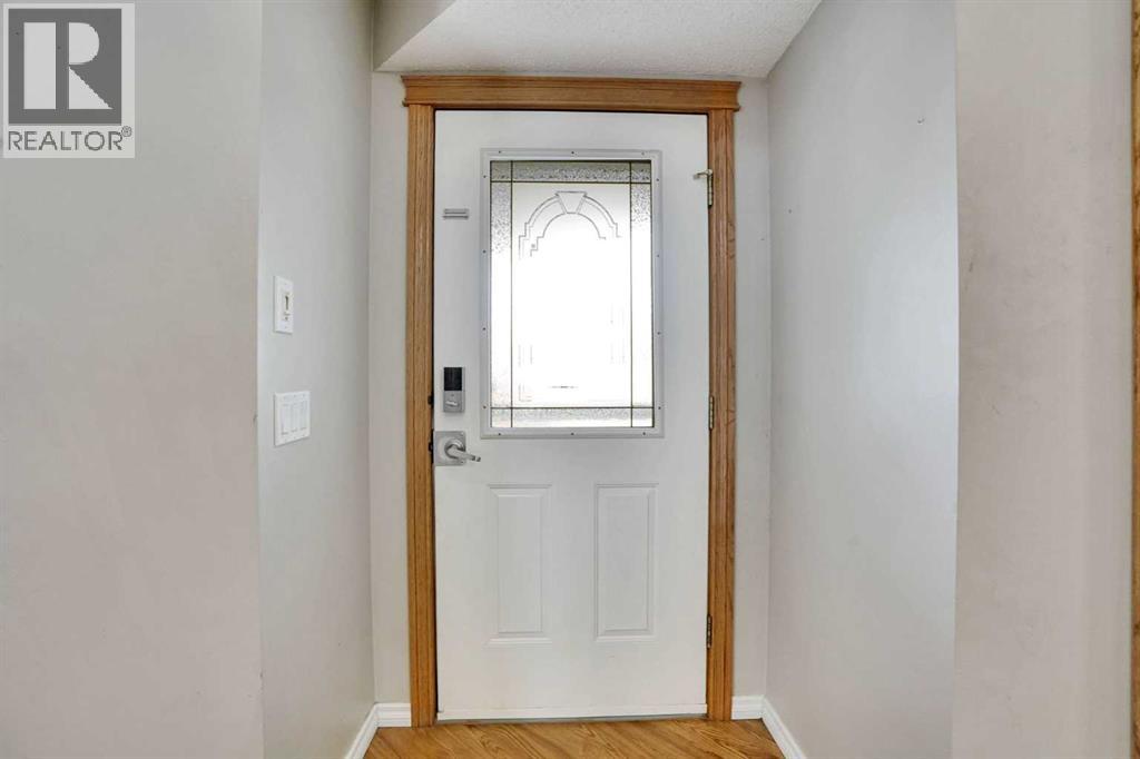 143 Country Hills View NW